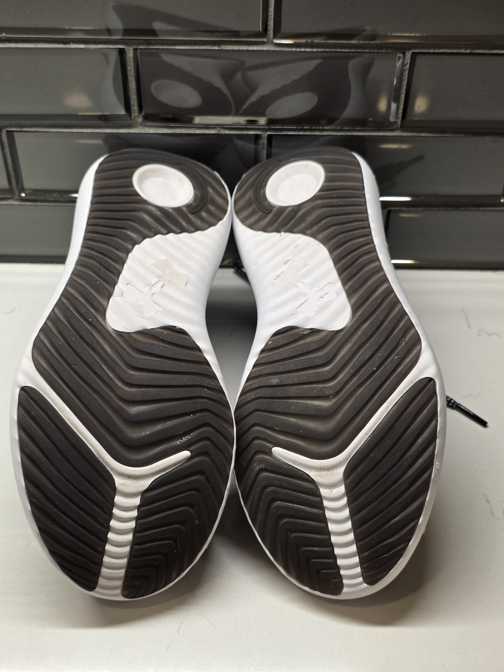 Under Armour Slingride 2- Black/White/Overcast Grey, Women's Size 6.5 - Picture 5 of 7